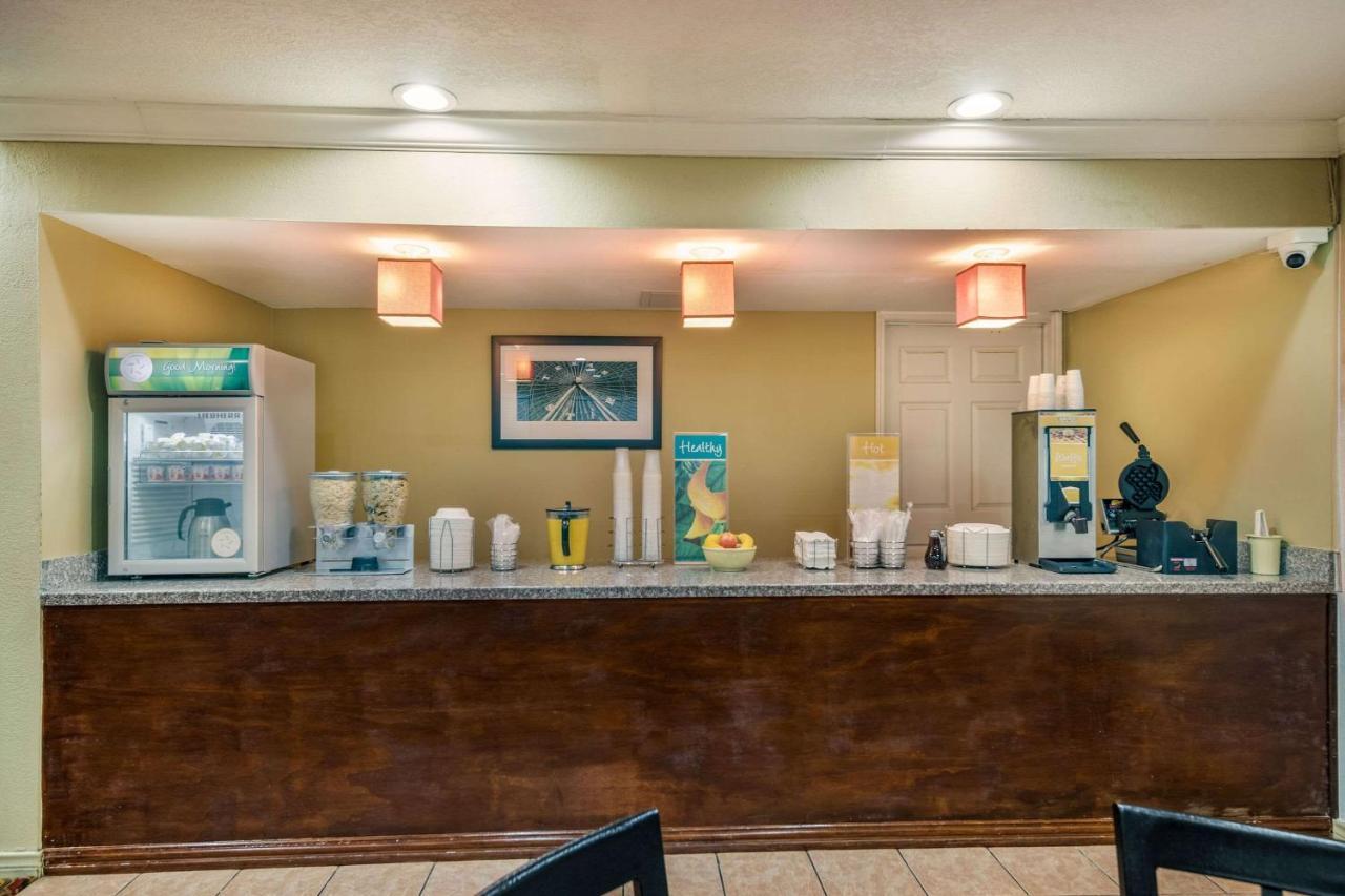 Quality Inn & Suites Garland - East Dallas Zewnętrze zdjęcie