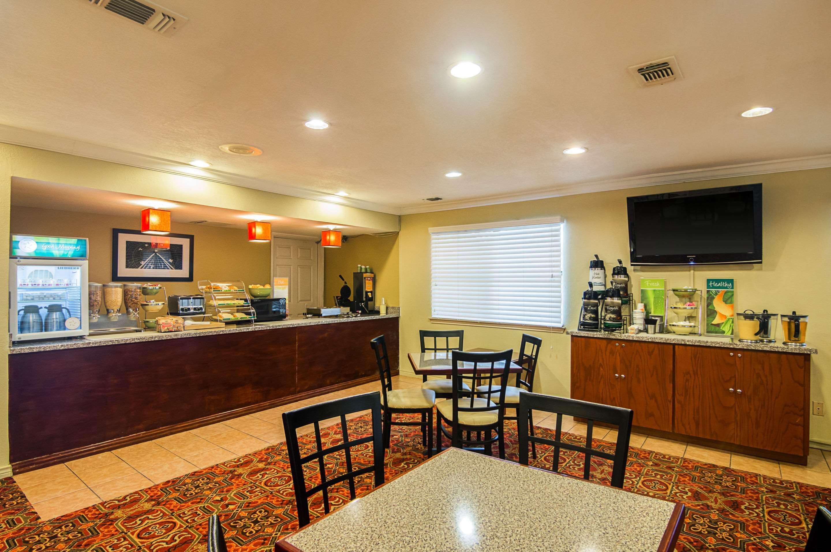 Quality Inn & Suites Garland - East Dallas Zewnętrze zdjęcie