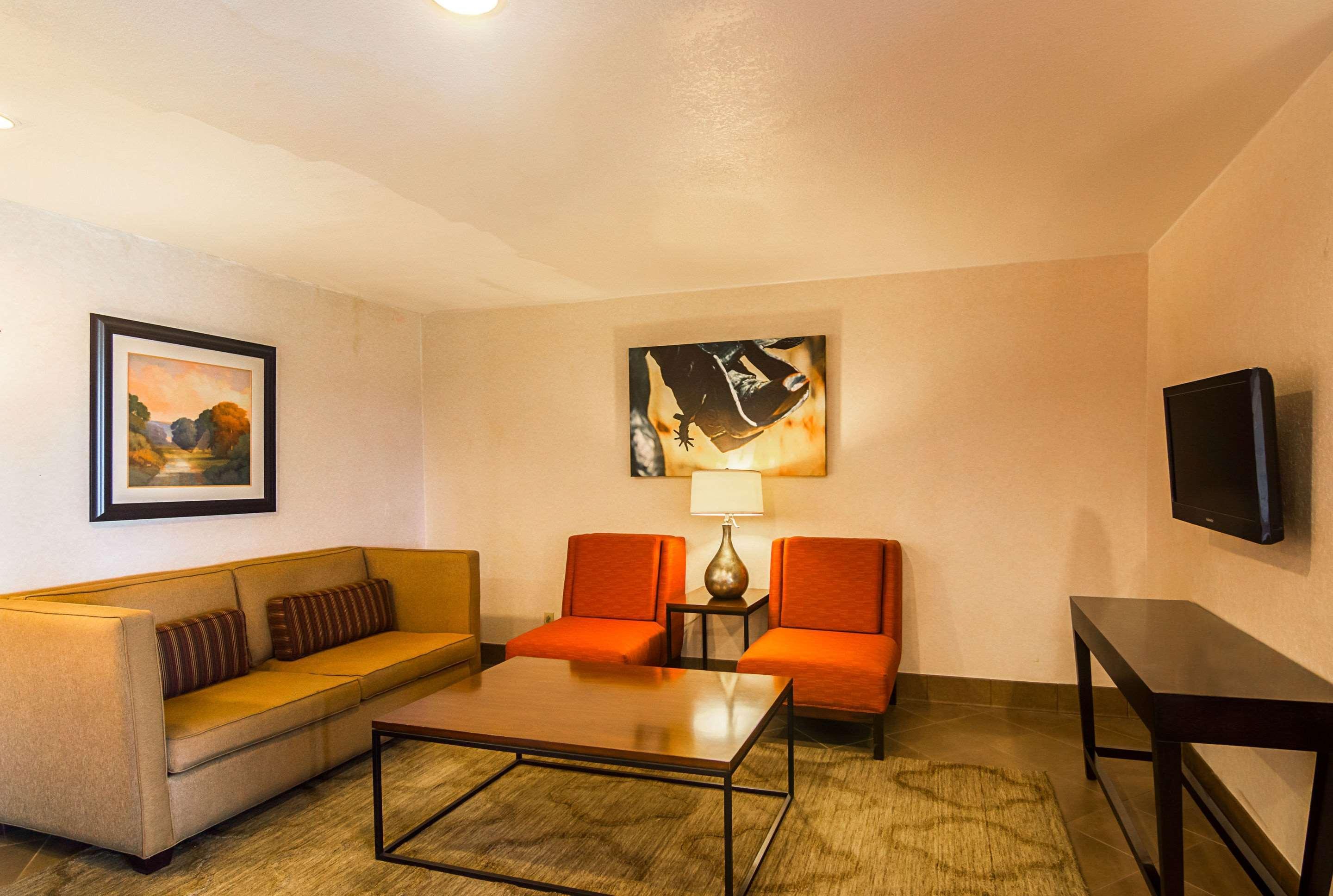 Quality Inn & Suites Garland - East Dallas Zewnętrze zdjęcie